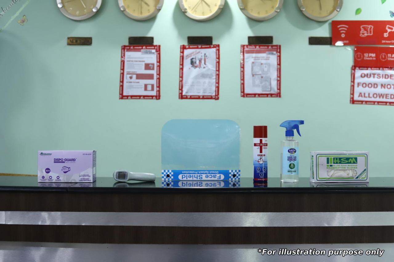 Oyo 23289 Hotel Anmol Palace Ahmedabad Eksteriør bilde